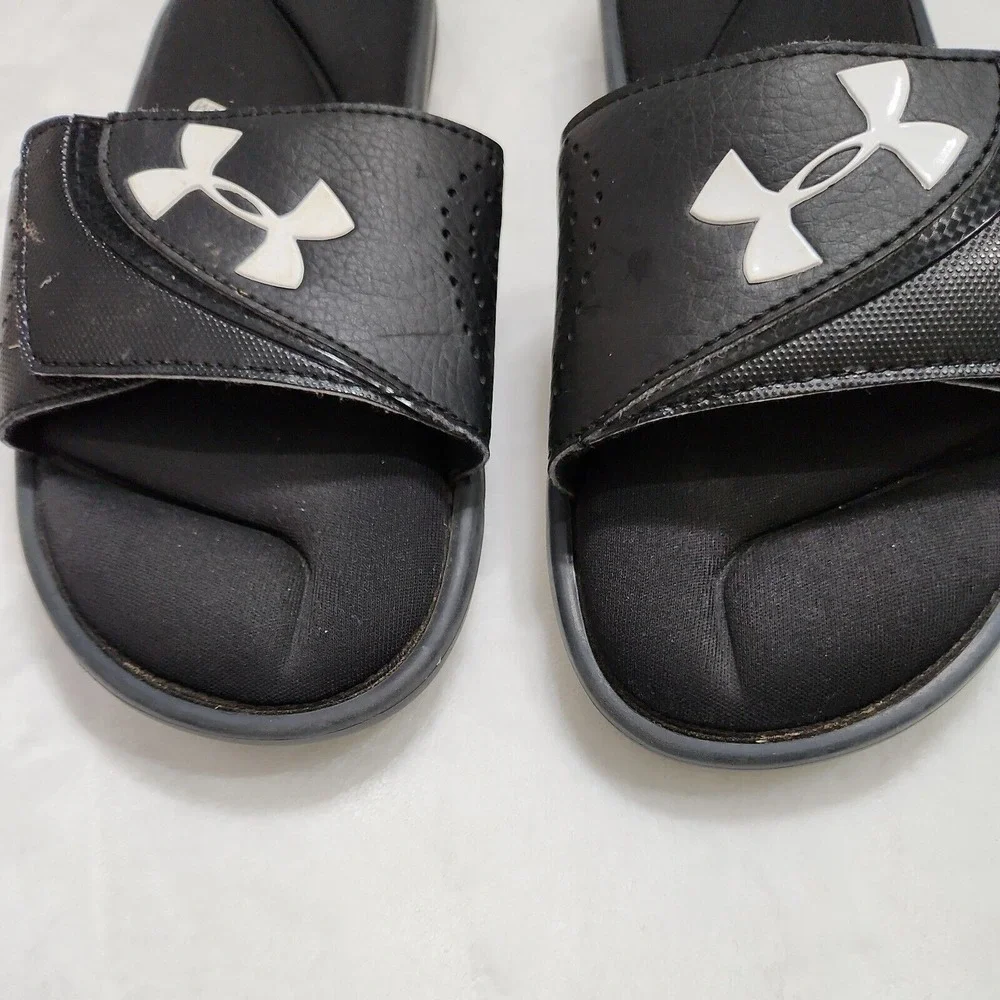 Under Armour Black 4D Foam Cushion Youth Kids Slides Sandals Logo Size 4Y EUC